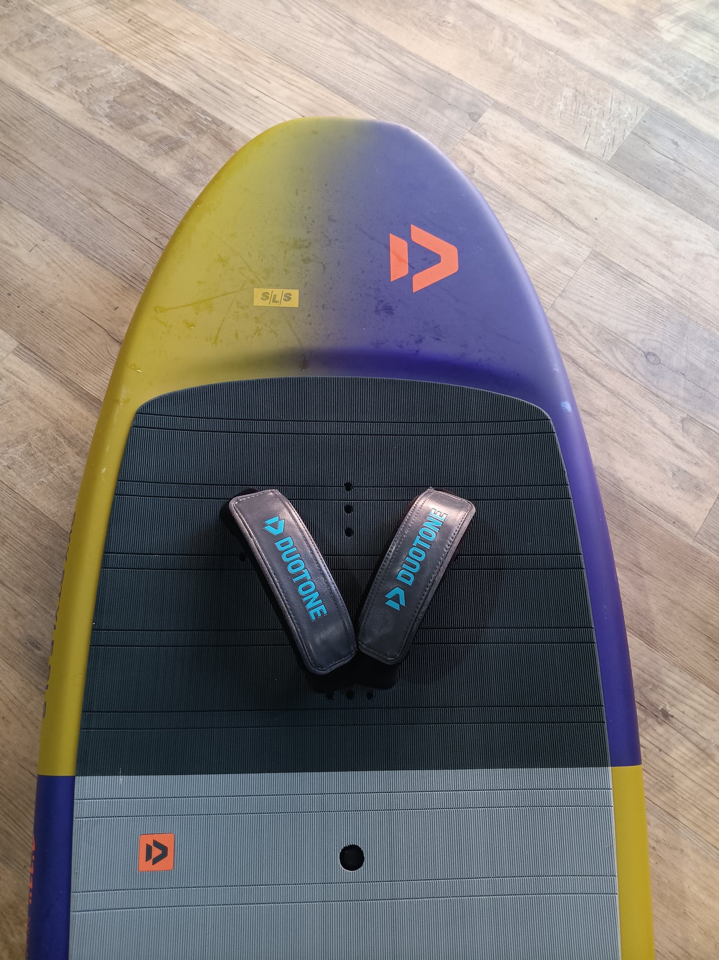 2024 Duotone Sky Style 4'11" 75L SLS Demo