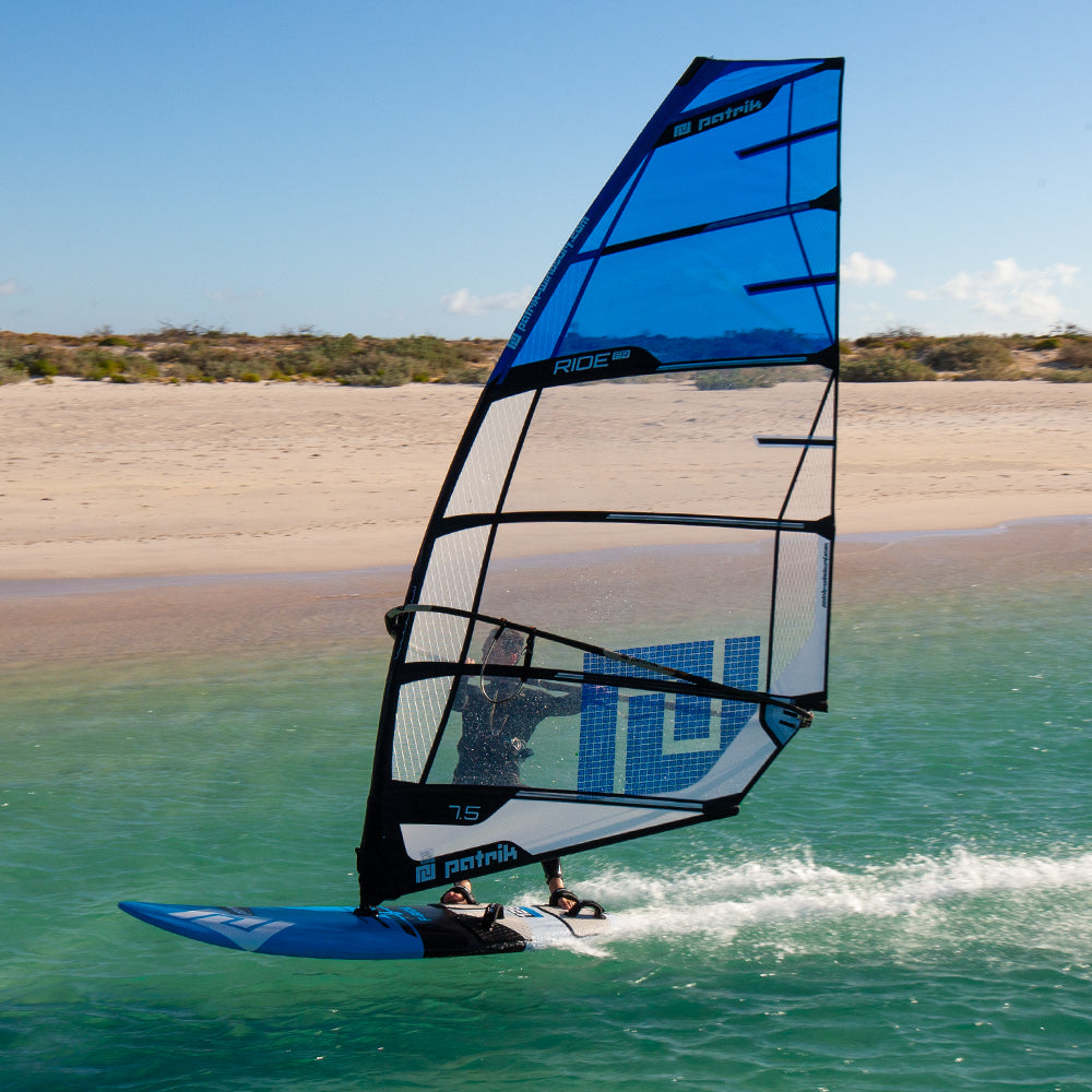 Patrik Windsurfing