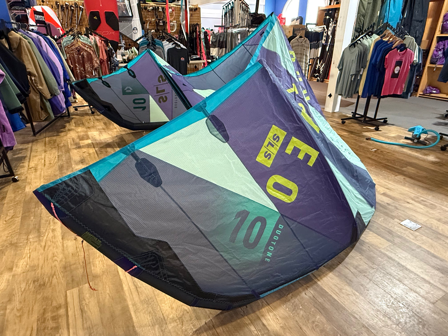 2024 Duotone Neo SLS 10m DEMO Kite