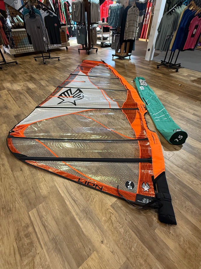 2023 Ezzy Lion 7.5 Demo