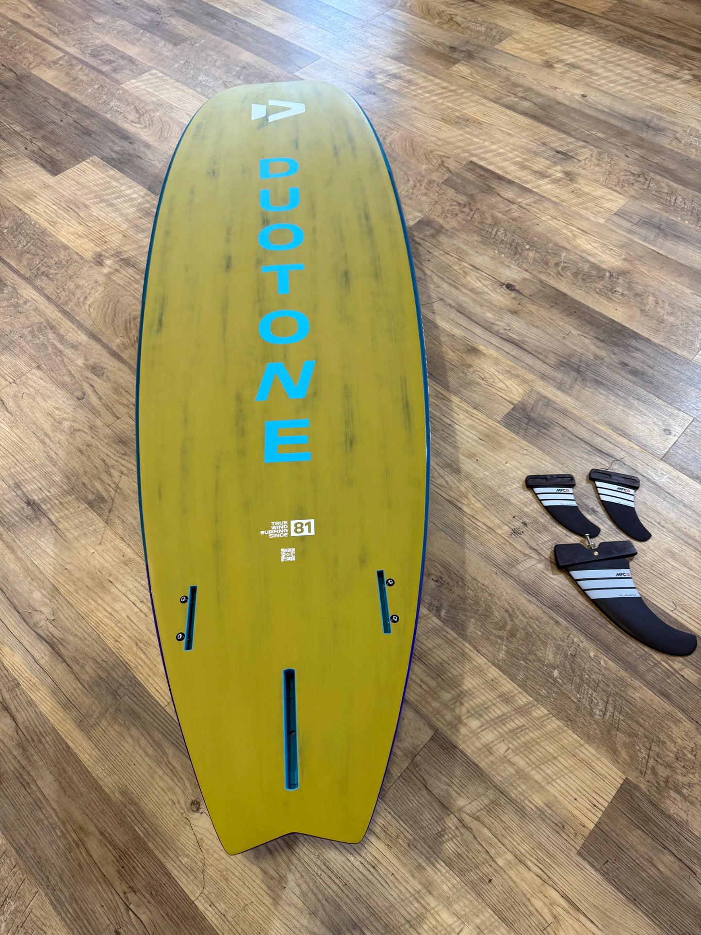 2024 Duotone Freewave SLS 95L DEMO